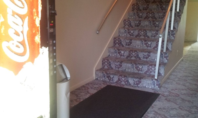 Winamac Hotel | Indian Head Motel