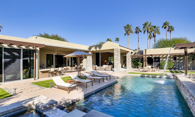Indian Wells Villa | Indian Wells Country Club: Panoramic Mountain View/Pool with waterfall