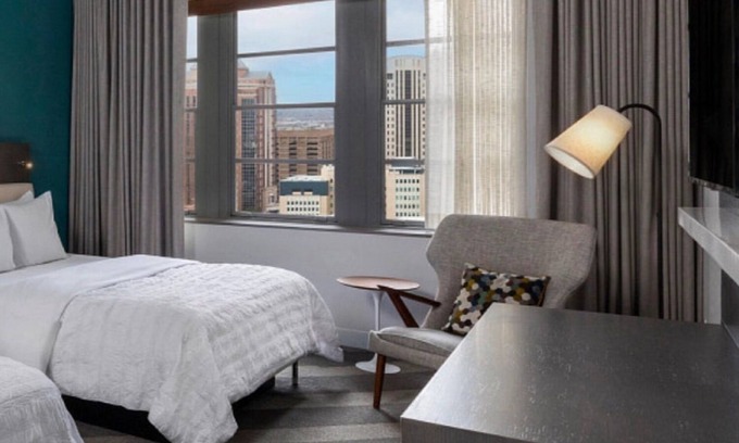 Downtown Houston Hotel | Indulge in Comfort & Style! 4 Spacious Units for Groups, Pets Allowed!