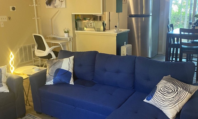 Charlotte House | Indulge in urban luxury with a stay in our cozy home.