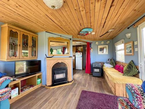 Ahascragh House | Inishowen Oceanview Retreat