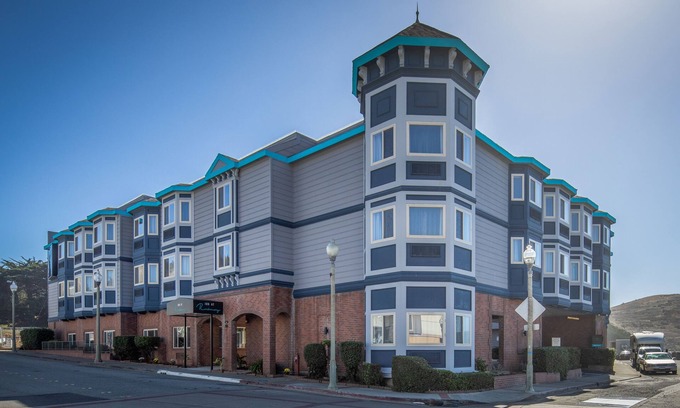 Rockaway Beach Hotel | Inn at Rockaway