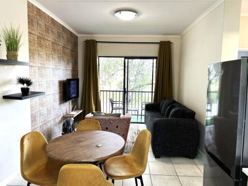 Boksburg Apartment | Insaka Greenpark 2Bed Aptment-Boksburg