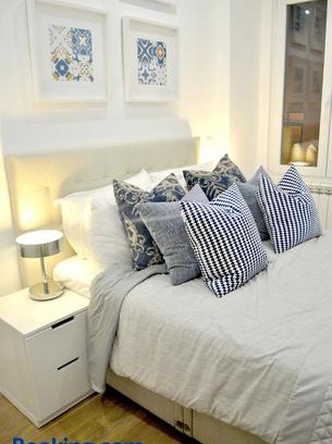 Lisbon Old Town Apartment | Intendente Terrace