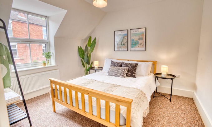 Lincoln House | Inviting and Cosy 3 Bed Home | Free Wi-Fi