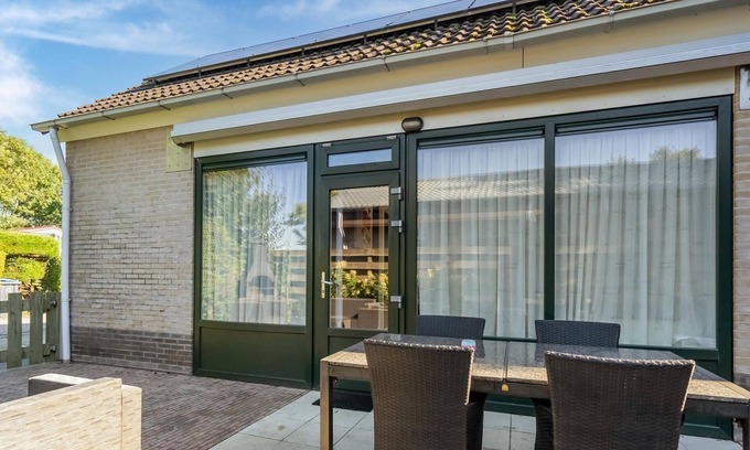 Baarland House | Inviting holiday home in Baarland with terrace