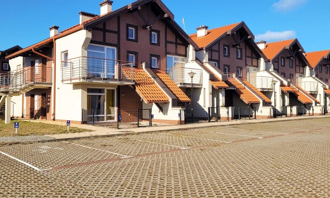 Krynica Morska Apartment | Inviting vacation apartment in Krynica Morska.