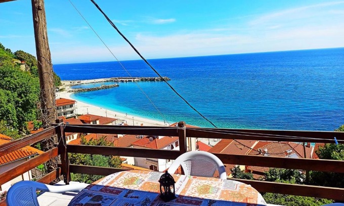 Agios Ioannis House | Irida maria studios