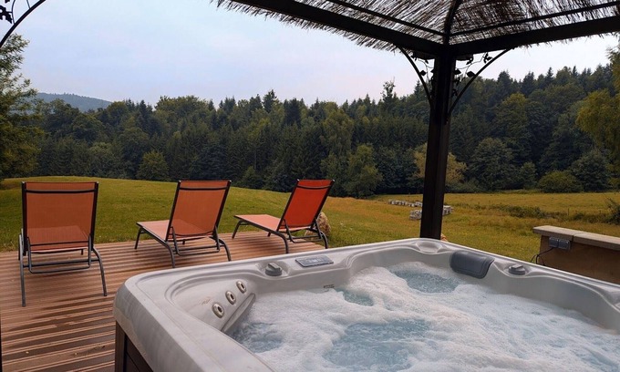 Moyenmoutier Bed & Breakfast | Iris Room in renovated house amidst nature