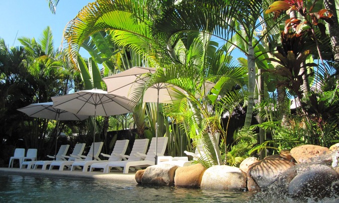 Nelly Bay Apartment | Island Palms Resort