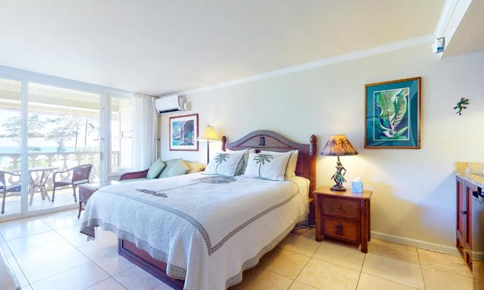 Wailua Hotel | Islander on the Beach 309