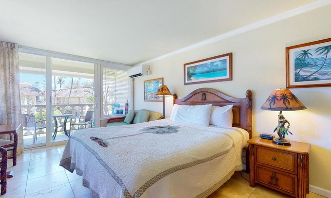 Wailua Hotel | Islander on the Beach 339