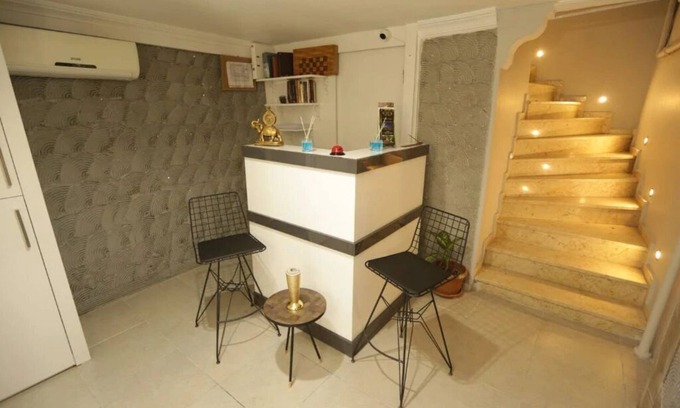 Gumussuyu Mahallesi House | ISTANBYL-Double bedroom 1