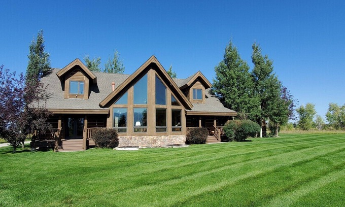 Leigh Creek Estates House | It's Always "Peak" Season in the Tetons