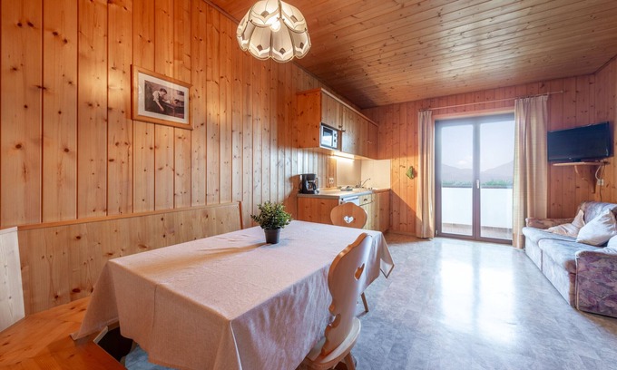 Tramin Apartment | 723F Apartment Burgunderhof