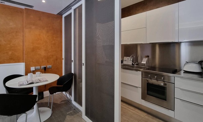 San Babila Apartment | Italianway - Corso Venezia 7 - Nabucco