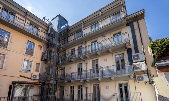 Magenta Apartment | Italianway - The B Village New
