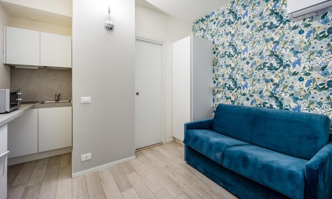 Magenta Apartment | Italianway - The B Village Standard