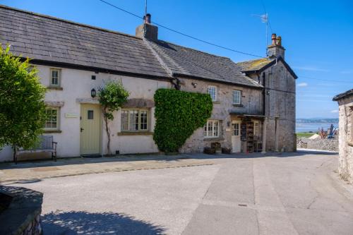 Silverdale House | Ivy Cottage