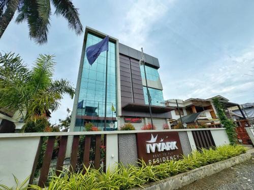 Thariyode Hotel | IvyArk Residency