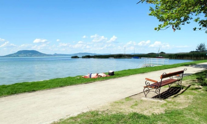 Balatonfenyves House | János (FOD140) by Interhome