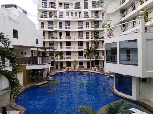 Balibago Apartment | Jack Kandi Grosvenor Square