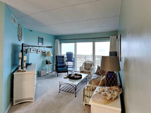 Jacksonville Beach Apartment | Jacksonville Beachdrifter 202 - Beach View