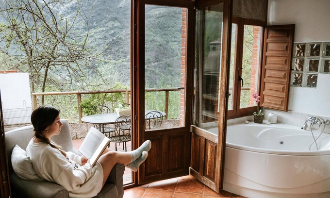 Santa Maria House | Jacuzzi, fireplace, barbecue and spectacular view