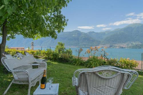 Lezzeno House | Jacuzzi vista lago - Country House Bellosguardo