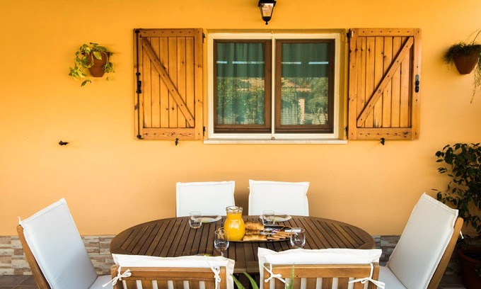 Solanas House | Jade House 4 - BELOCATIONS