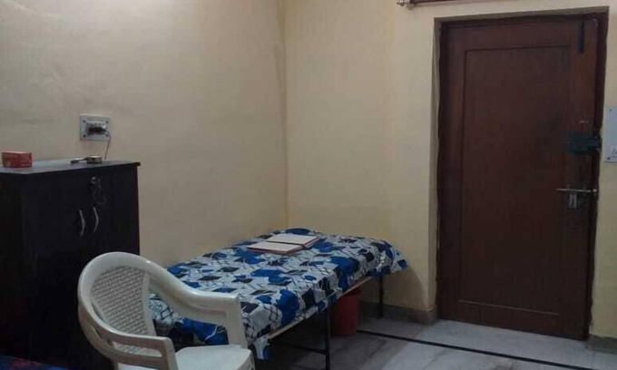Shalimar Bagh House | Jain villa with all facilities