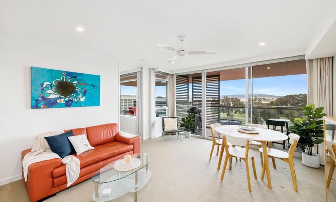 Reid Apartment | Jamieson - Lakeview Apt