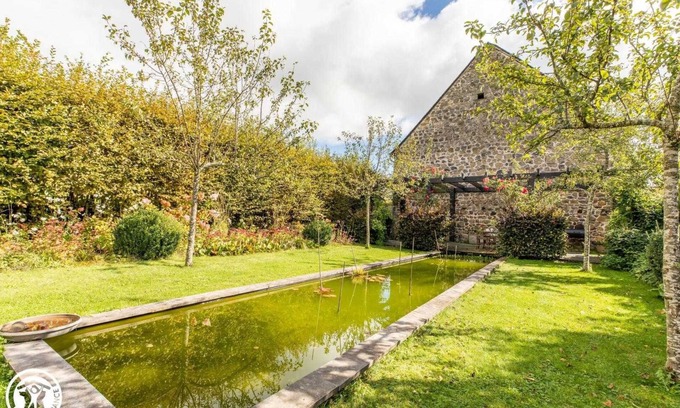 Tauves House | Jardin des Roses - Annabelle