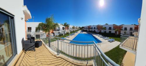 Pera House | Jardins de Pera vila M