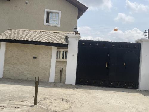 Oshodi-Isolo Hotel | Jcgold Hotel and Apartment