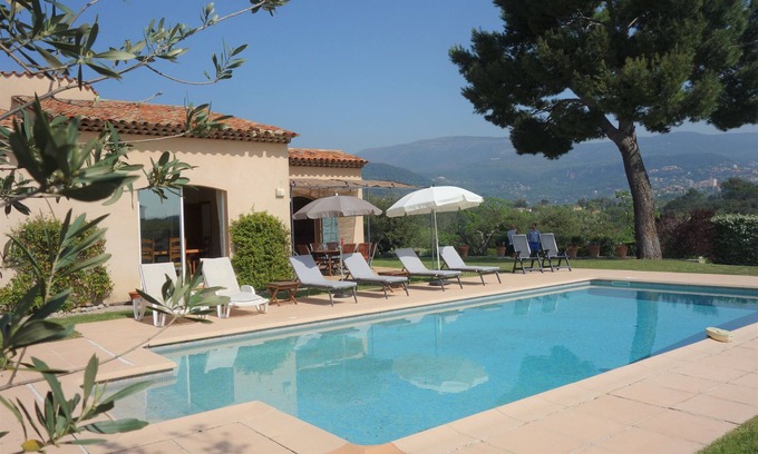 Saint-Jacques Villa | JDV Holidays Villa Oliviers - with large heated pool, in quiet spot near Grasse