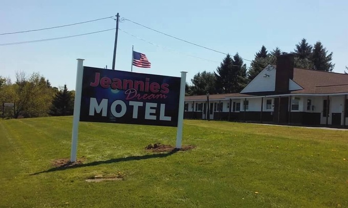 West Winfield Apartment | Jeannies Dream Motel