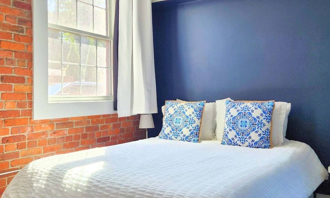 College Hill Apartment | Jennifer’s Stylish Downtown Brick Foundry Escape