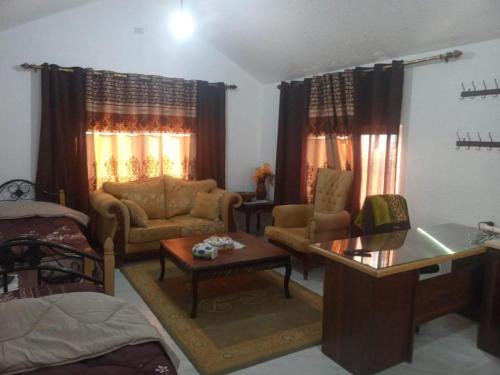 Jerash Ski Chalet | Jerash Roman Gate studio chalet ستوديو شاليه بوابة جرش الرومانيه الشماليه