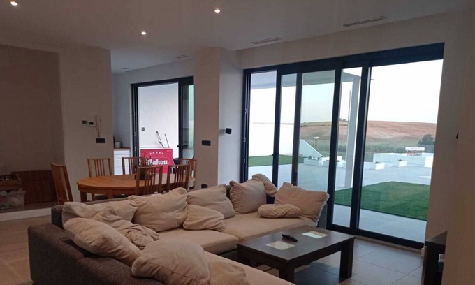 Jerez de la Frontera Apartment | Jerez de la Frontera golf course chalet with pool next to speed circuit