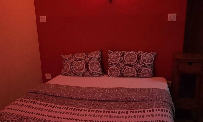 Roanne Apartment | JETEE SUR LA LOIRE (APT N°12)