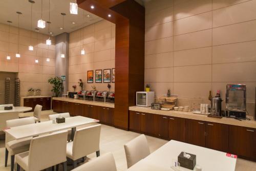 Muping Hotel | Jinjiang Inn Select Yantai Muping Coach Station Beiguan Ave.