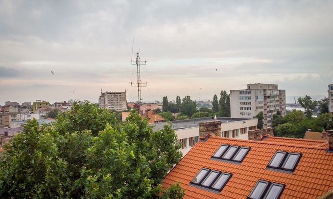 Constanta Hotel | Jmr Royal