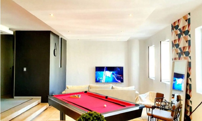 Downtown Johannesburg Apartment | Johannesburg's Chic New York Suite