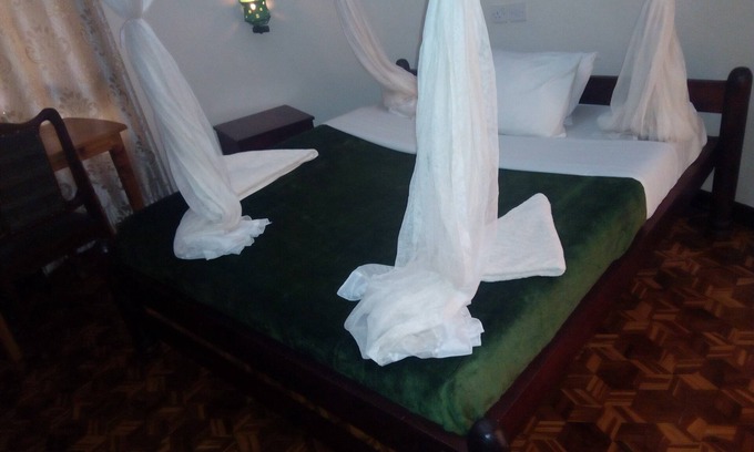 Karatu Cabin | Join the huge Ngorongoro Lodge family
