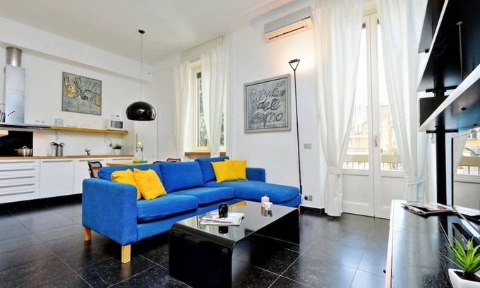 Tre Torri Apartment | JOIVY Colorful Studio for 2 near Arco della Pace