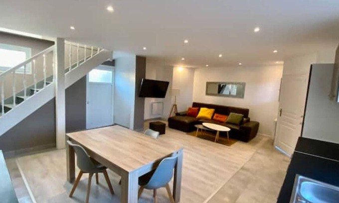 Tourlaville House | Jolie Maison Familiale de Caractère