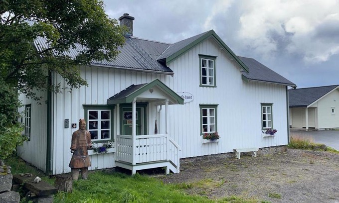 Ballstad House | Josefahuset - sjarmerende Nordlandshus