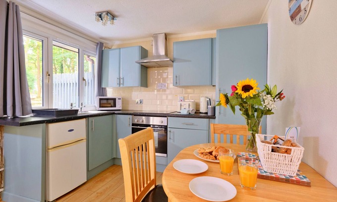 Lelant Ski Chalet | Joyful Cottage