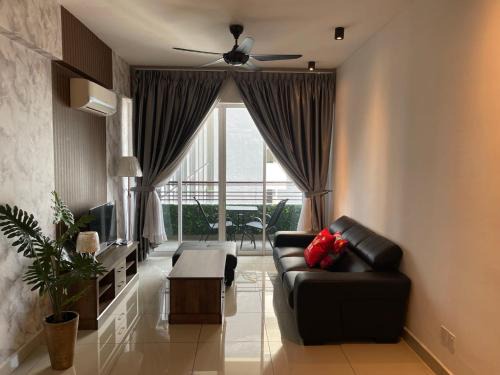 Kampung Kuchai Apartment | JS Ipoh Homestay 2 At The Majestic Ipoh